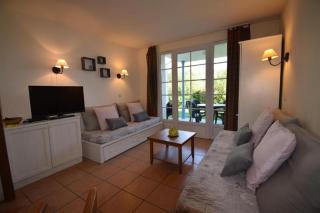 Appt HAMEAU DU LAC avec piscine et vue sur le lac - 8