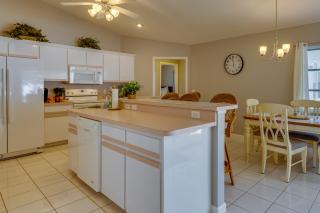 Port Charlotte Home with Pool - 8 Mi to Beaches! - Port Charlotte - 3