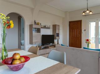 Yellow house - Palaia Fokaia - 1