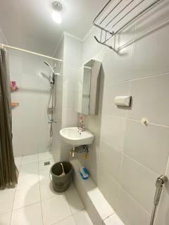 2-Bedroom Condo (1 queen bed setup) with Parking - Davao - 9