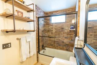 Fantastic Home In Woods With Hot Tub! - 2