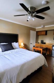 Bridge of The Gods Motel, Cabins & RV Park - Cascade Locks - 9