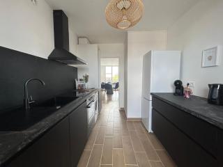 T4 - 5min Airbus - 10min Aéroport - Parking - 6