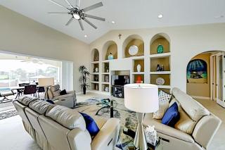 Gulf Access and Canal Views, Heated Pool, Sleeps 6 - Villa Aqua Oasis - Roelens Vacations - 7