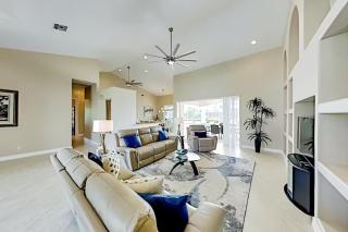 Gulf Access and Canal Views, Heated Pool, Sleeps 6 - Villa Aqua Oasis - Roelens Vacations - 5