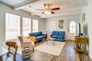 Charleston Home w/ Porch - 3 Mi to Folly Beach! - 8