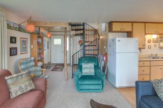 Serene Lakefront Baileys Harbor Home with Deck! - Baileys Harbor - 3