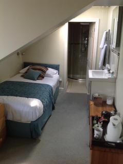 Alston House Hotel - 8