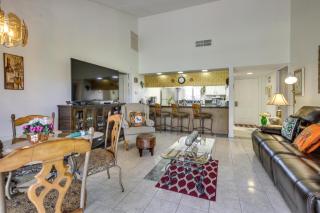 Golf Course View and Pool Access Palm Desert Condo - Palm Desert - 7