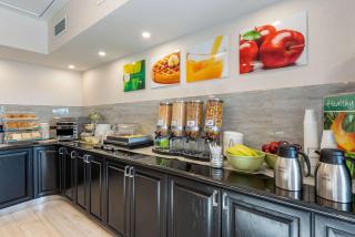 Quality Inn & Suites - Oakville - 6