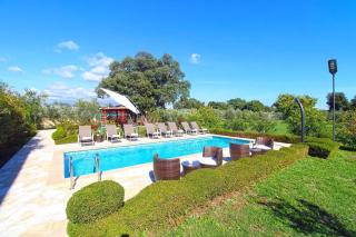 Holiday house with a swimming pool Sisan, Medulin - 20775 - Ližnjan - 5