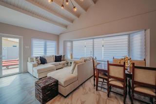 NEW! Villa de Leon, suitable for 14 persons. 5 bedrooms, 5 bathrooms - Palm-Eagle Beach - 6