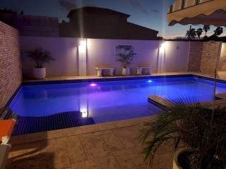 NEW! Villa de Leon, suitable for 14 persons. 5 bedrooms, 5 bathrooms - Palm-Eagle Beach - 4