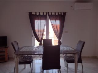 APARTMANI IVA - Vodice - 2