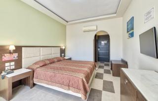 Majestic Hotel & Spa - 3