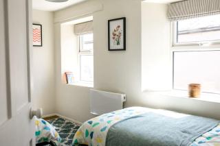 Stylish cottage in the heart of town - 1