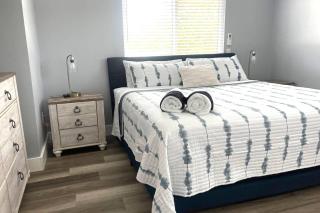 Sea Glass Cottage - minutes to Downtown St Pete and the beaches - 7