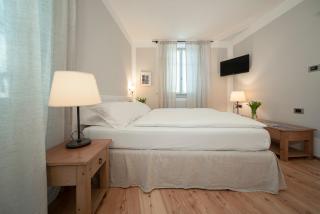La Canonica Suite Apartments New Location - Trento - 9