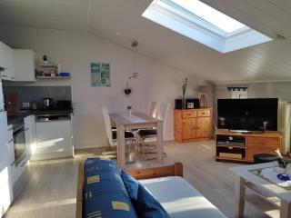 FeWo 8, 1ste Etage, eigene Terrasse mit Strandkorb - Dahme - 7