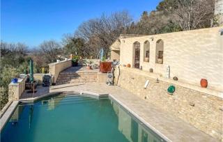 Lovely Home In La Roque-Sur-Pernes - La Roque-sur-Pernes - 2
