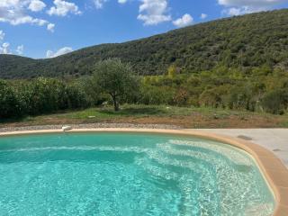 Maison récente Gorges de l'Ardèche - Rochecolombe - 9