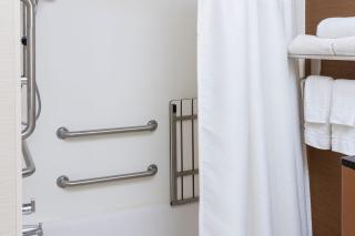 Fairfield Inn & Suites by Marriott Galesburg - 2