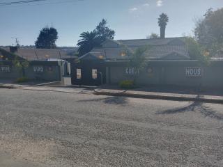 Wise Bird Guest House - Roodepoort - 0