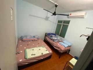 Mr Singh Homestay - Kampong Tanah Merah - 3