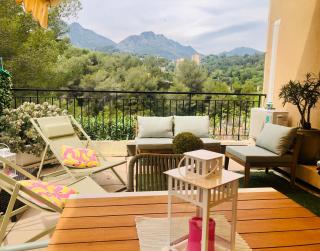 Mon Appart avec Terrasse et Piscine - 0