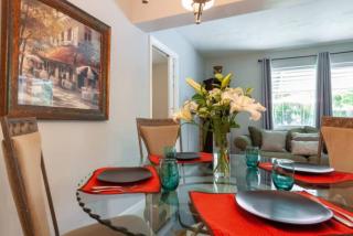 Palm Paradise-Seaside Home w Heated Saltwater Pool - Fort Lauderdale - 1