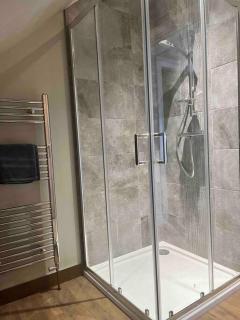 Mid Antrim Modern Apartment - New Ferry - 1