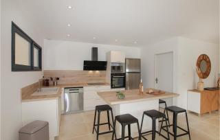 Nice Home In La Bégude De Mazenc - 8