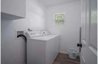 Charming 4BR2BA Only 5 mins Downtown Riverwalk - San Antonio - 1