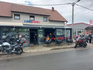 Guesthouse Pink Panther - Udbina - 7