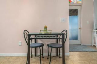 Sebring Circle Studio Stay- Postcard Mural Views - Sebring - 3