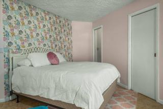 Sebring Circle Studio Stay- Postcard Mural Views - Sebring - 6