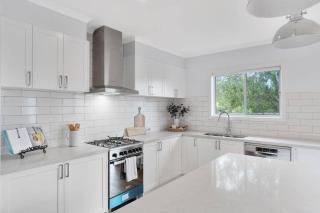 Rosebud Lovely House 2 - Mornington Peninsula 4 BR 3 Bath 2 story holiday house - BBQ - Beach - Hot spring - Rosebud - 4