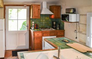Gorgeous Home In Coutras With Wifi - Coutras - 6