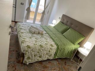Bonita Cora - 3