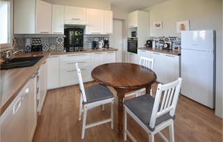 Nice Home In Rognonas With Wifi - Rognonas - 6