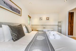 HB Bay Tree Lodge 04 - Narberth - 9