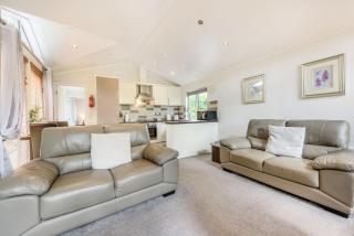 HB Bay Tree Lodge 04 - Narberth - 3
