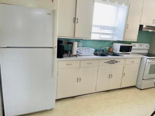 Falls House Downtown Niagara Falls Canada - 6