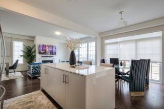 Your Perfect Getaway Master Bedroom - Bradford - 9