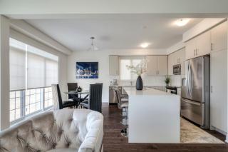 Your Perfect Getaway Master Bedroom - Bradford - 1
