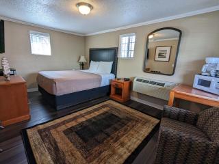 Bridge of The Gods Motel, Cabins & RV Park - Cascade Locks - 2
