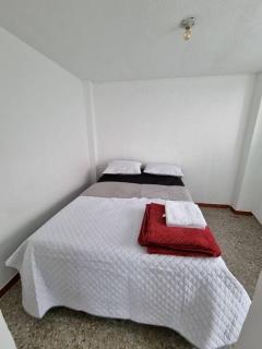 Aparta estudio bonito, independiente bien ubicado - 4