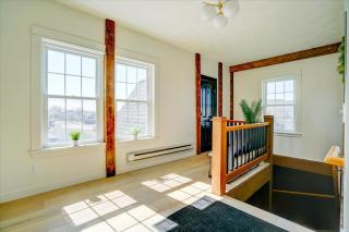205 - Queen Suite - Waunakee - 5
