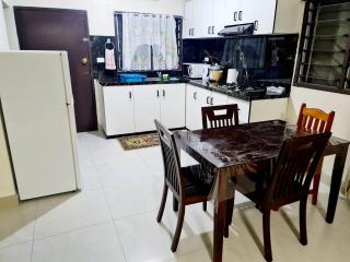Masters 2 Bedroom Apartment Westfield - 1