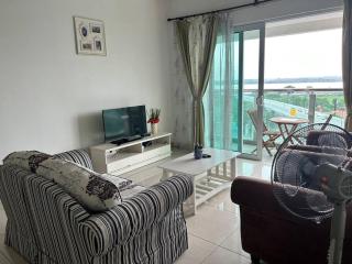 Golden Sands Seaview Residence 3MIN walk to Hospital Sultanah Aminah by Micasa Homestay - 1